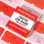 kaartspel, truth or dare, waarheid, durven, koppels, erotisch, spel, seks, date, hem, haar